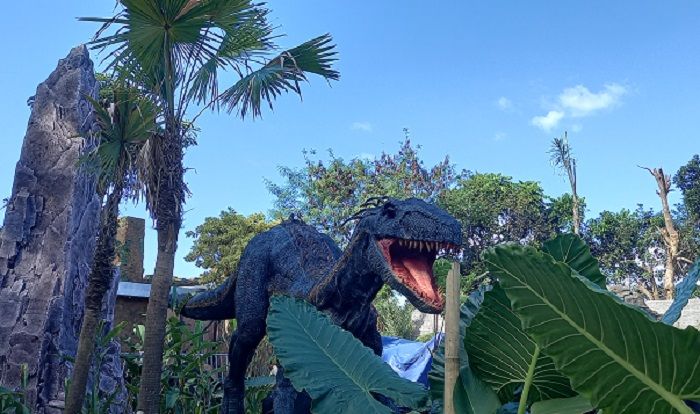 Penampakan dinosaurus di lokasi wisata Garut Dinoland./Pipin L Hakim/PotensiBisnis.com.