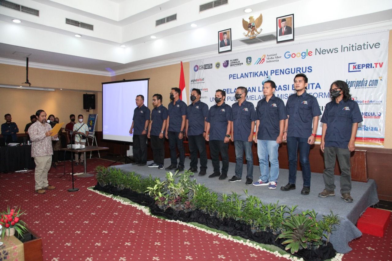 Pengurus Asosiasi Media Siber Indonesia (AMSI) Provinsi Kepri priode 2021-2024 resmi dilantik, pada Selasa, 12 Juli 2022, di Hotel Aston Tanjungpinang. 