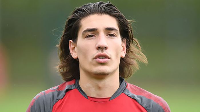 Ditinggal Pedro Porro, Sporting CP datangkan Hector Bellerin dari