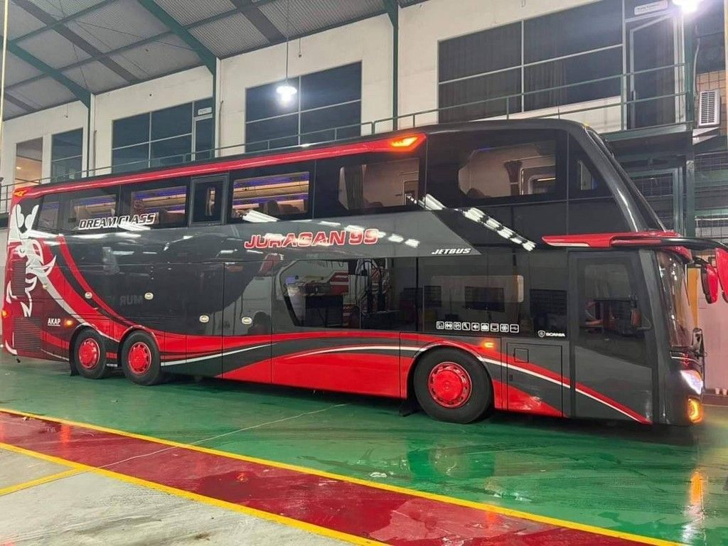 Sasis Bus Premium Scania K410IB Dan Volvo B11R, Manakah Yang Lebih ...