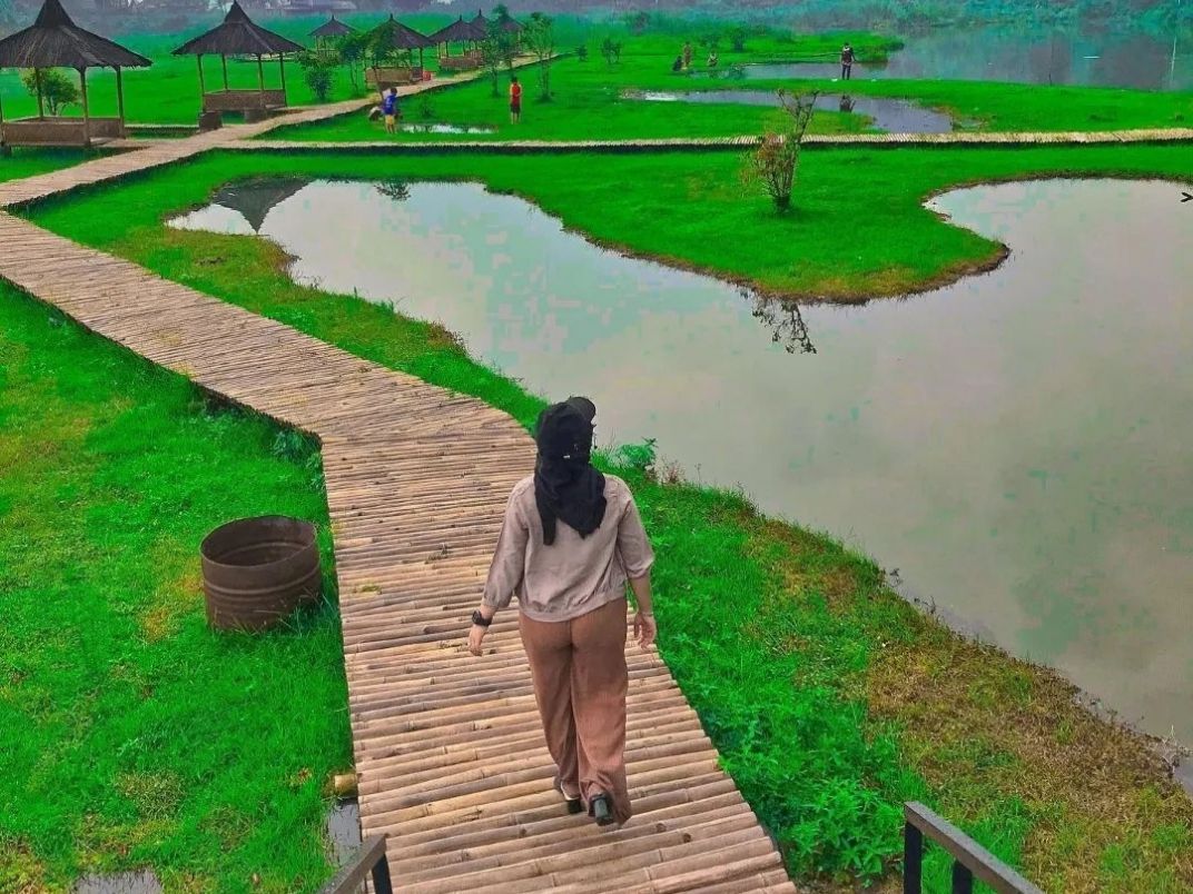Salah satu tempat wisata alam yang instagramable di Bogor.