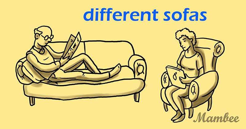 Duduk di sofa yang berbeda/