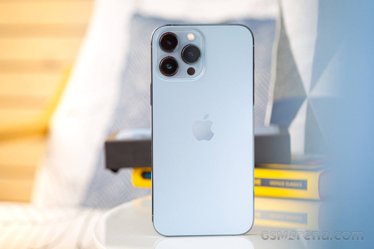 Semakin Terjangkau! Simak Daftar Harga Lengkap iPhone 13 yang Sedang