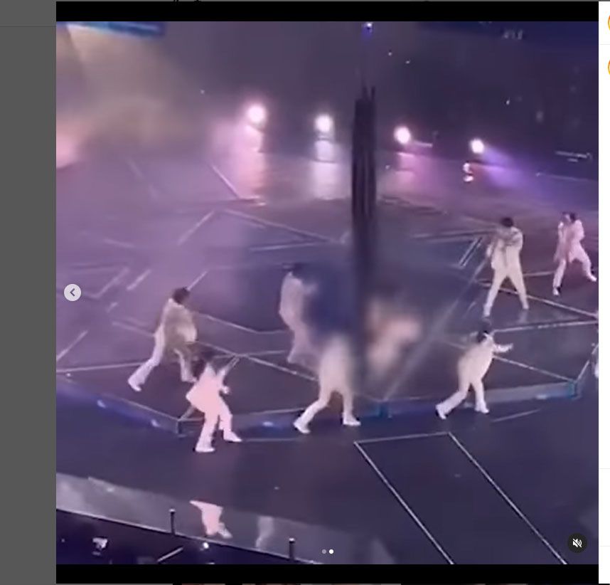 Video Insiden Dua Penari Boy Grup Hongkong ‘Mirror Terluka Gegara Tertimpa LED Screen Saat Konser