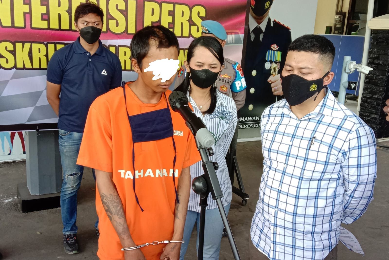 Terduga pelaku kasus pencabulan anak ditangkap Polres Cimahi, Sabtu 30 Juli 2022.