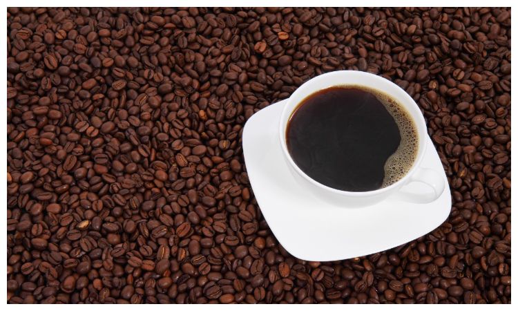 Ilustrasi Kopi -  Manfaat minum kopi tanpa gula bisa membantu cegah penyakit jantung 