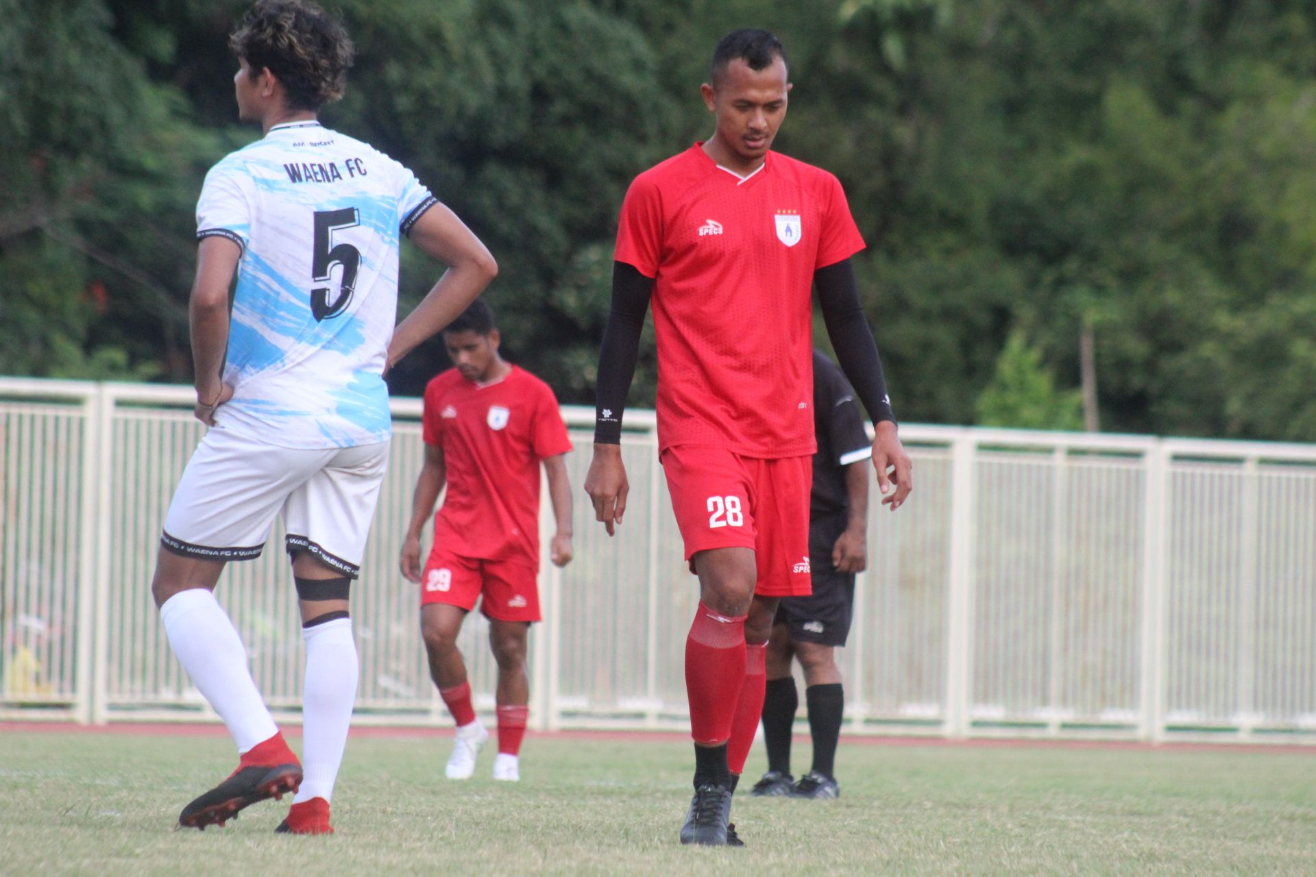 Sansan Fauzi striker anyar Persipura Jayapura yang di coba oleh pelatih kepala Ricky Nelson menuju akhir pertandingan ujicoba babak kedua Persipura vs Waena FC (PORTAL PAPUA)