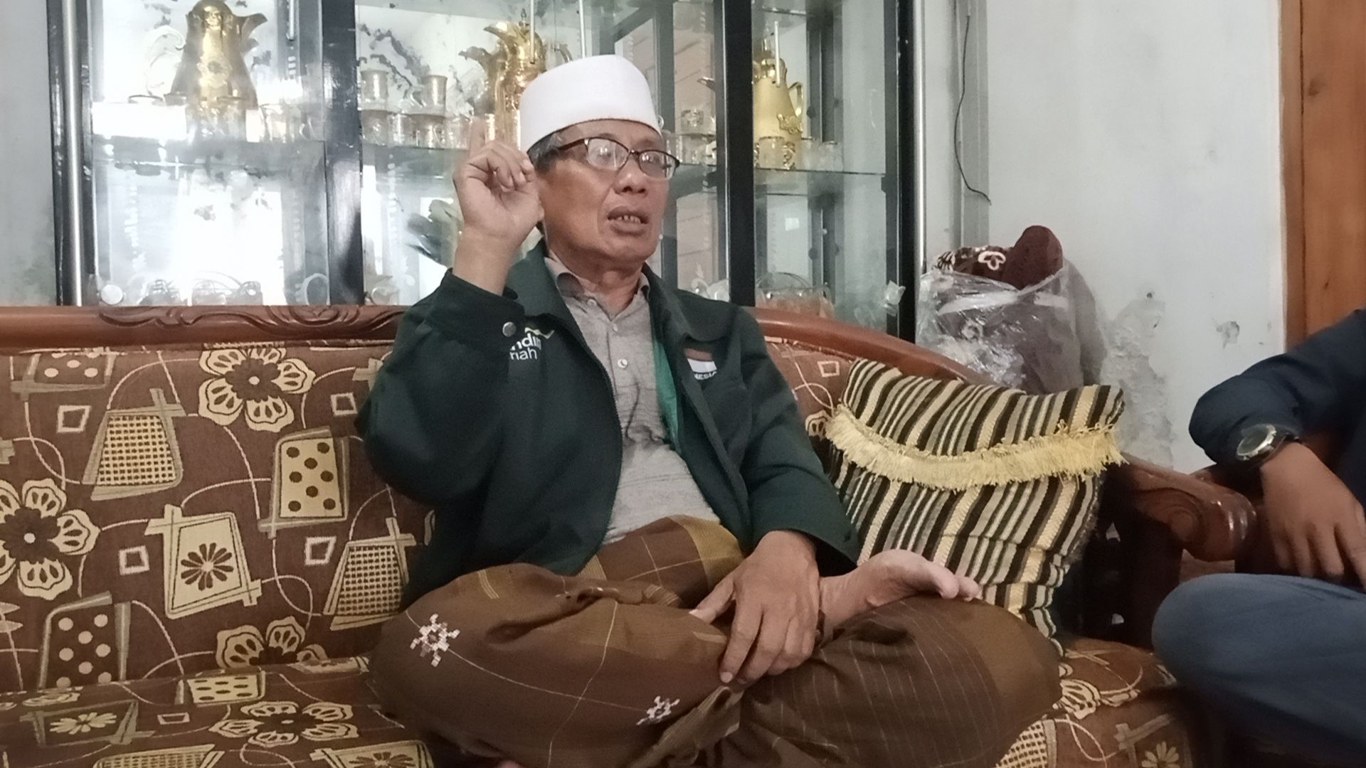 Kisah Putra Syekh Hasan Nuryayi Turunan Sunan Gunung Jati, Gali Situ Di ...