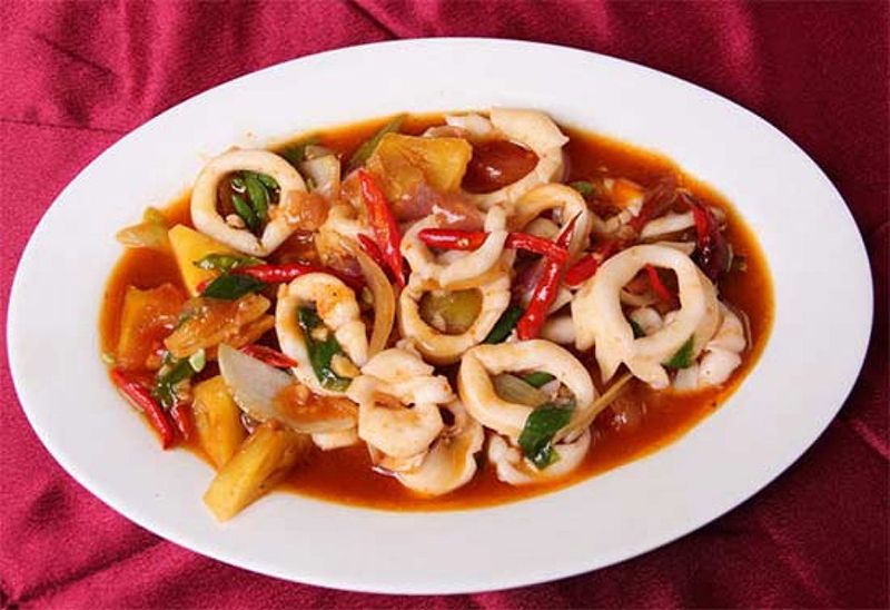 Hidangan Istimewa Favorit Seluruh Keluarga, Berikut Lezat Masak Cumi Asam Manis