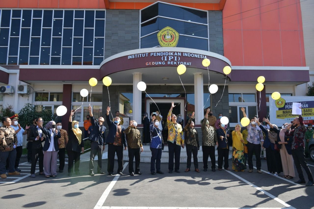 Sosialisasi Program Indonesia Pintar Pendidikan Dasar dan Pendidikan Menengah, dan KIP Kuliah Tahun 2022, di Kampus Institut Pendidikan Indonesia (IPI), Kabupaten Garut, Jawa Barat, baru-baru ini.