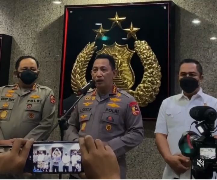 Kapolri Jenderal Listyo Sigit Prabowo memutasi 15 orang petinggi Polri terkait kasus penembakan Brigadir J.