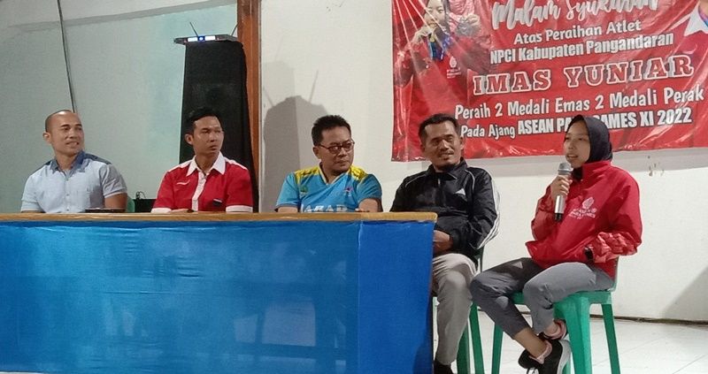 Imas Yuniar saat menceritakan pengalamannya di ASEAN Para Games 2022.