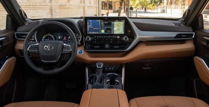 Interior Toyota Highlander Platinum 2023