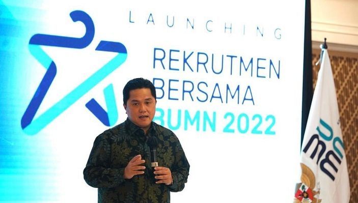 20 perusahaan BUMN masuk dalam 100 perusahaan terbesar di Indonesia, Erick Thohir katakan BUMN sebagai sepertiga kekuatan ekonomi Indonesia, harus mampu tampil dalam menjaga pertumbuhan ekonomi