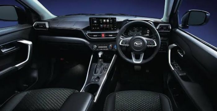 Interior Daihatsu Rocky Electrical Smart (E-Smart) bermesin Hybrid 2022