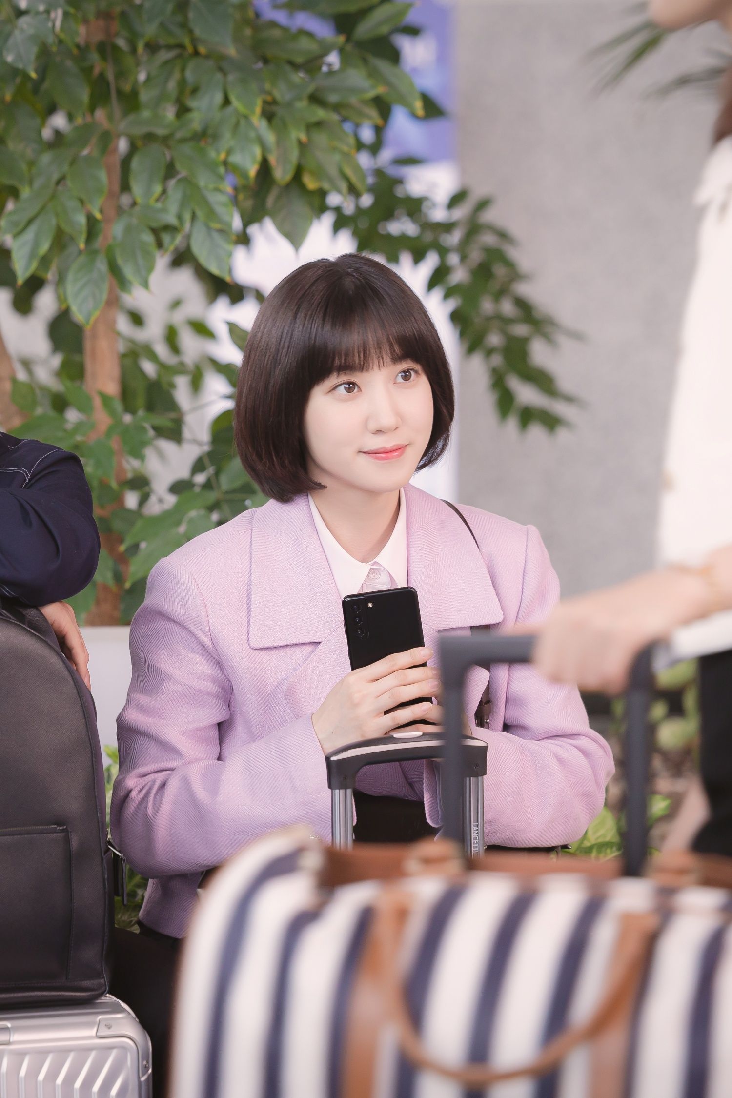 Sedih, Extraordinary Attorney Woo Masuki Episode Akhir, Park Eun Bin-Kang Tae Oh Bagikan Foto Saat Syuting