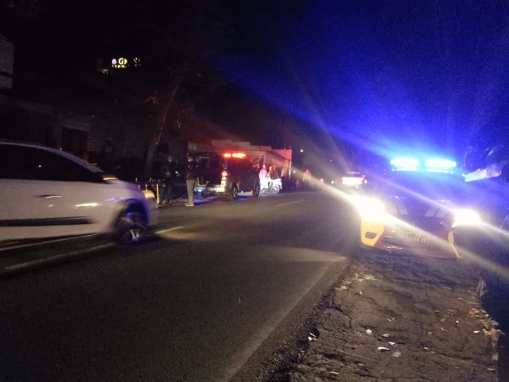 Kecelakaan, pejalan kaki ditabrak motor di Jalan Dr. Setiabudi, Kota Bandung malam hari ini Rabu, 17 Agustus 2022.