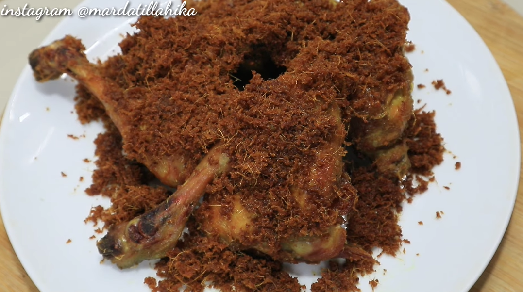 Ayam goreng lengkuas gurih ala rumah makan