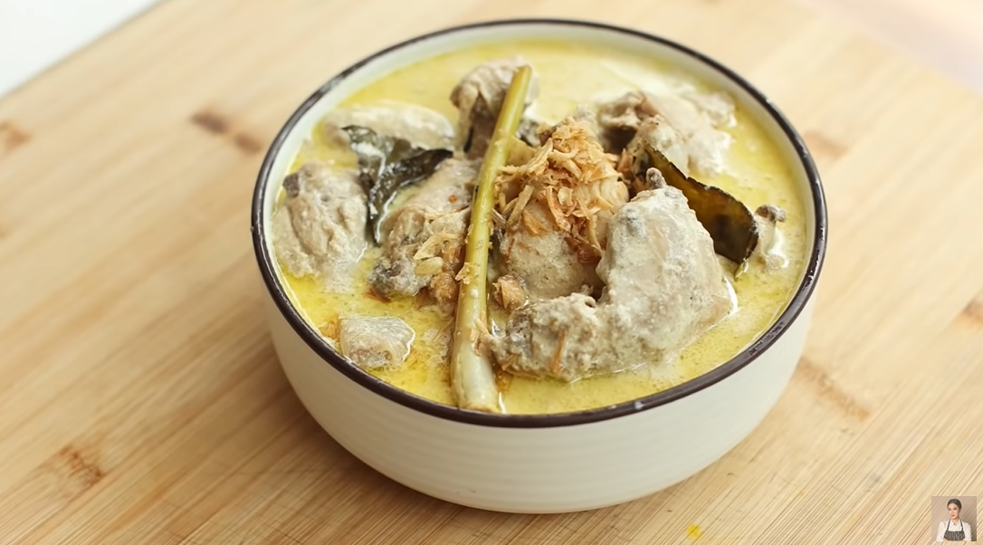 Resep Opor Ayam Susu Ala Devina Hermawan: Ide Menu Hidangan Terbaik Sambut Lebaran 2023, Gurih dan Berempah /