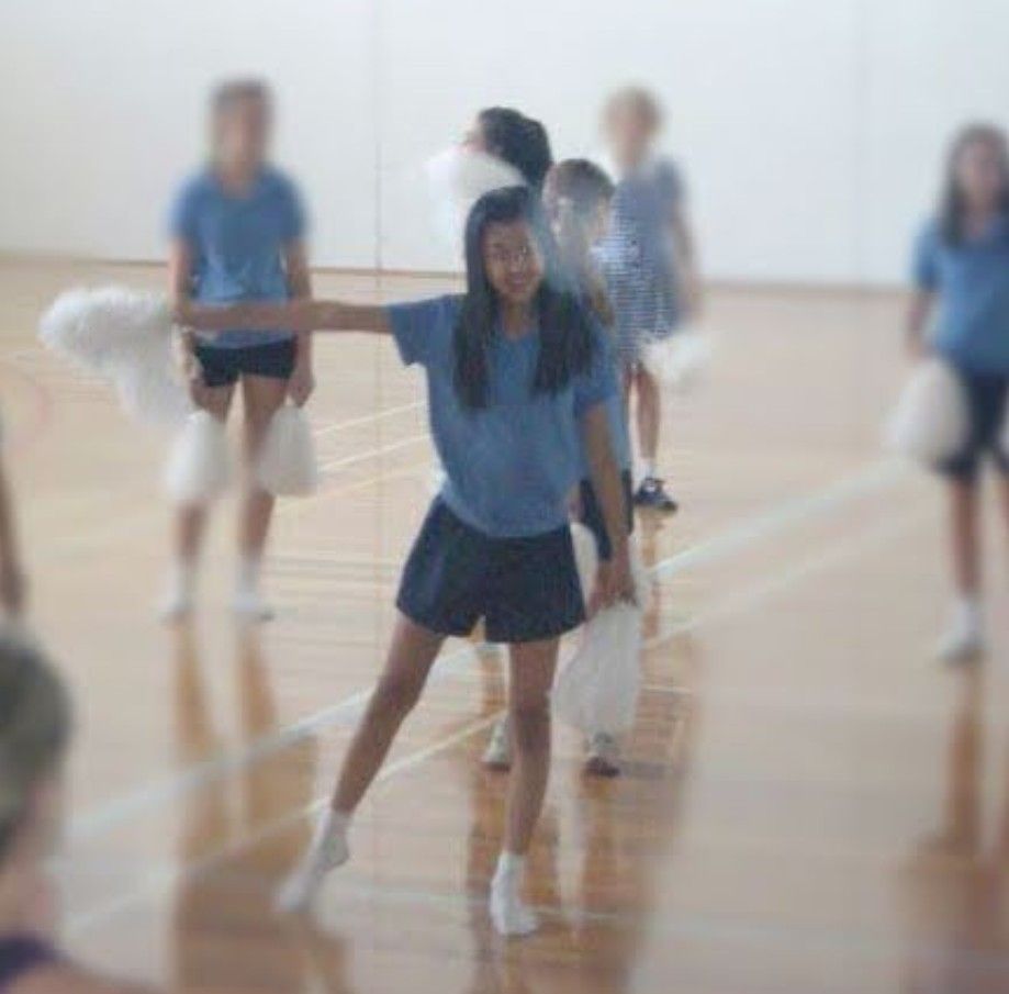 Rose BLACKPINK saat berlatih sebagai cheerleader