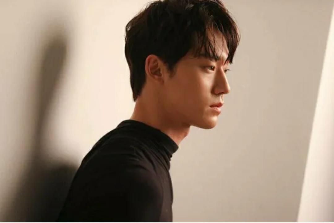 Profil Dan Biodata Lee Do Hyun Aktor Korea Yang Bikin Heboh Gegara Akun Instagram Pribadinya 2940