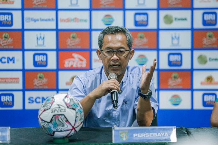 Pelatih Persebaya Surabaya, Aji Santoso, Selasa 6 Desember 2022