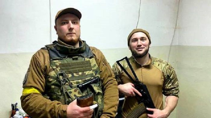 Dua anggota Batalyon Kraken Ukraina, Konstantin Nemichev (28) dan Sergey Velichko (26).  