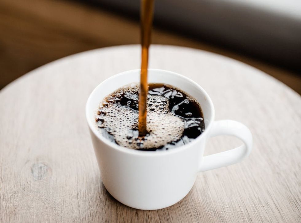 Manfaat kopi hitam tanpa gula ternyata berdampak positif bagi kesehatan. Mulai dari mengurangi potensi diabetes hingga meningkatkan fungsi kognitif.