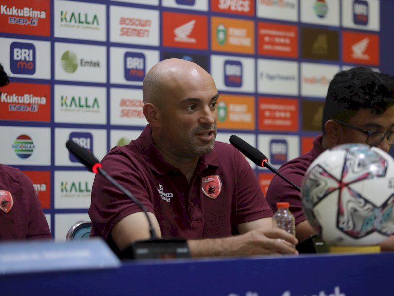 Pelatih PSM Makassar, Bernardo Tavares.