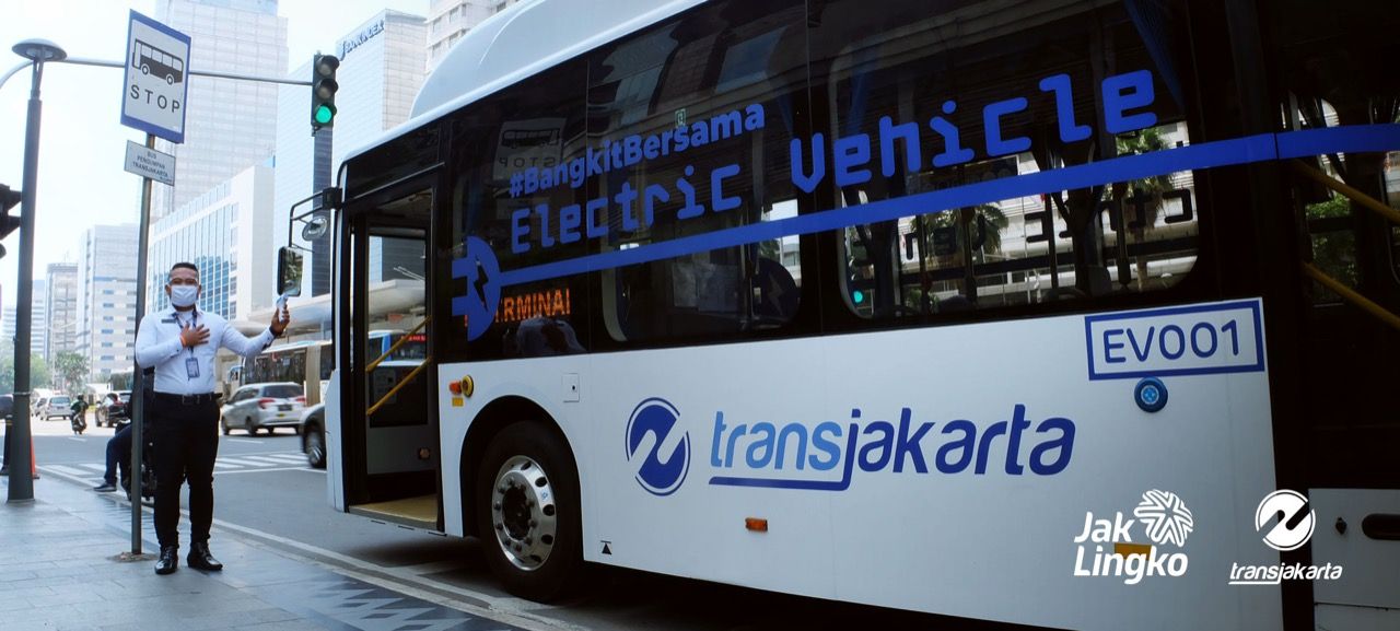 Bus TransJakarta Beroperasi 24 Jam di 13 Koridor Ini