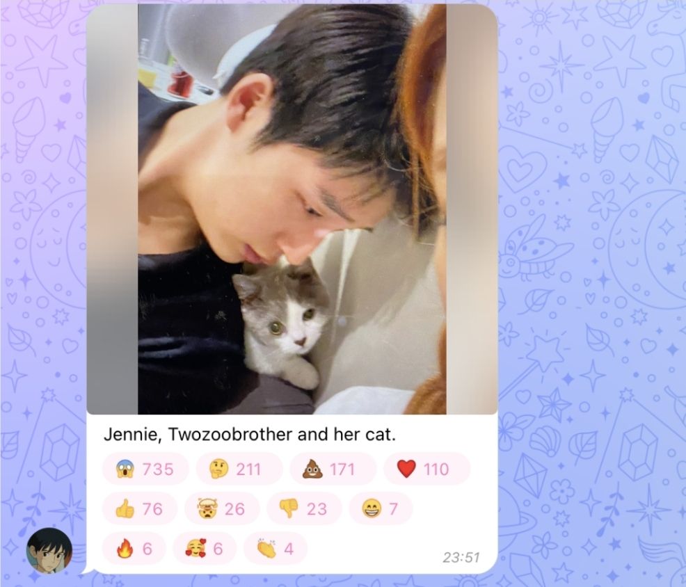Jennie, Twozoobrother dan kucingnya, postingan Gurumi Haribo./KBIZoom