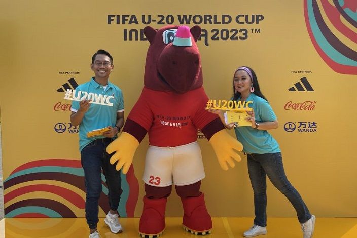 Karakter Badak Jawa bernama Bacuya diperkenalkan sebagai maskot resmi Piala Dunia U-20 2023 di Kawasan Monumen Nasional, Jakarta, Minggu (18/9/2022).