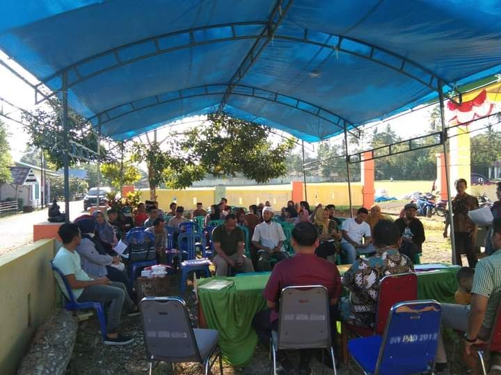 Rapat pembentukan panita pelaksana Peringatan Hari Tani Nasional di Desa Salassae Bulukumba pada Kamis, 8 September 2022.