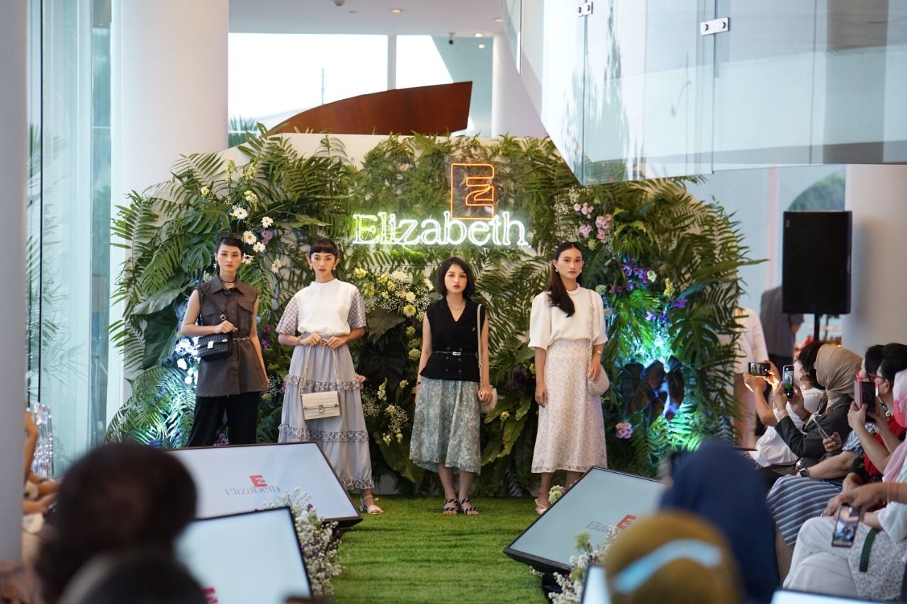 Elizabeth Luncurkan Koleksi Fashion Anyar Bloom In September, Jelang 60 Tahun Local Pride Bandung