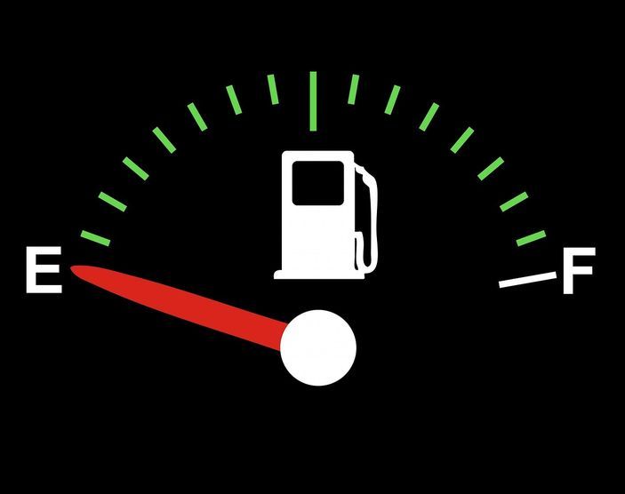  Ilustrasi indikator bensin.