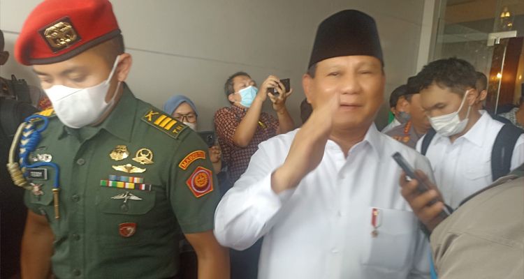 Menteri Pertahanan RI Prabowo di acara Muktamar Persis ke-XVI di Soreang, Kabupatn Bandung, Sabtu 24 September 2022.