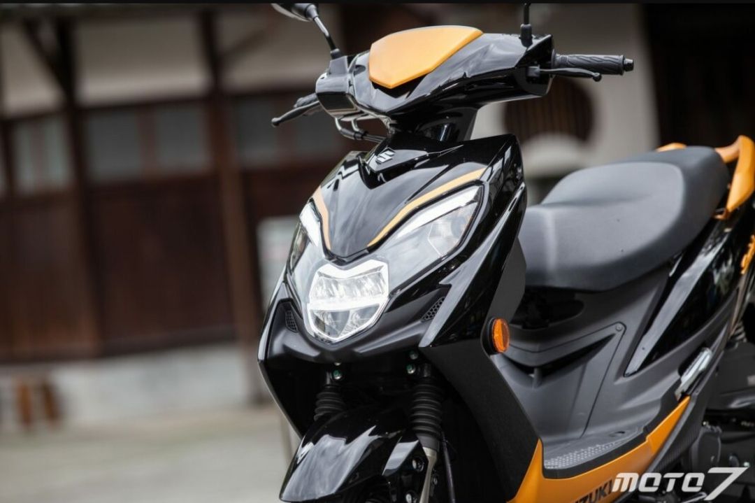 SKUTIK SPORTY MEWAH! Suzuki Swish Bisa Bikin Honda Vario 125 Terpojok, Simak Spesifikasinya