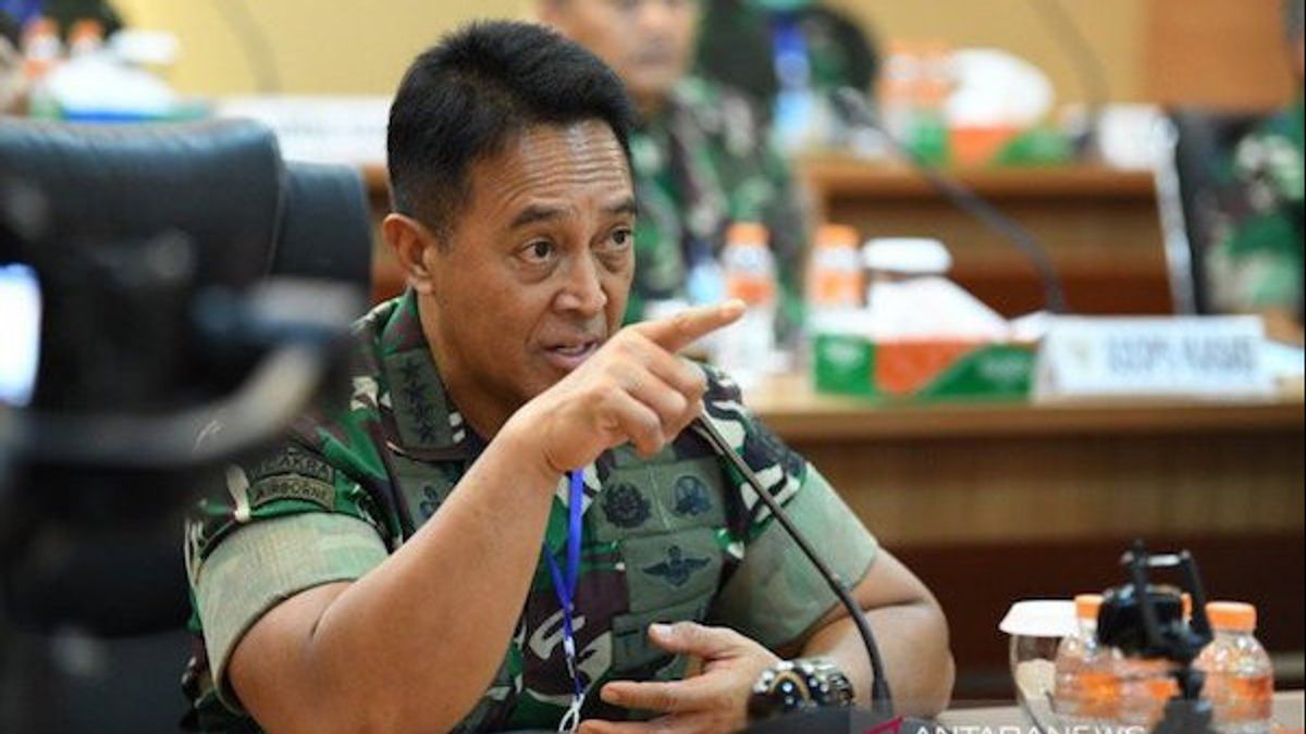 PANGLIMA TNI Jenderal Andika Perkasa saat memimpin rapat di Mabes TNI.