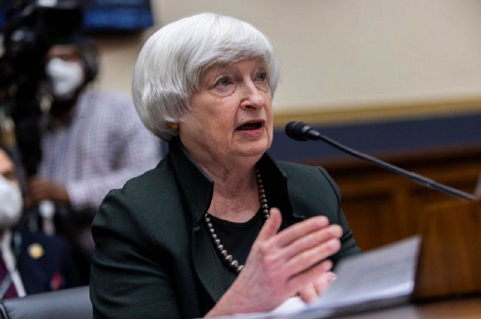 Menteri Keuangan Janet Yellen bersaksi selama sidang Komite Jasa Keuangan DPR pada 12 Mei. Dia mengumumkan sanksi terhadap Rusia pada hari Jumat.  