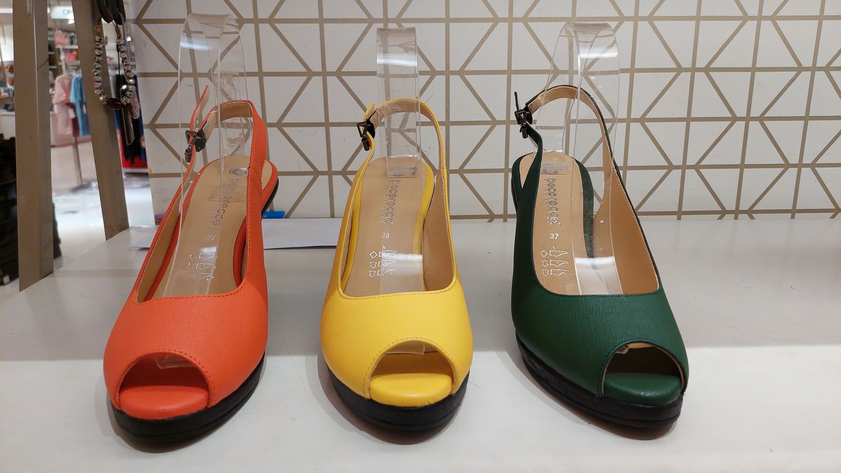Contoh produk dari Bocorocco shoes