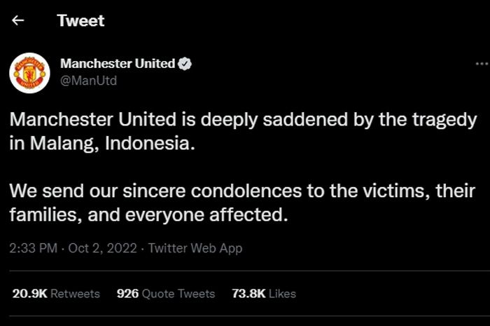 Cuitan akun Twitter Manchester United yang berduka atas tragedi Kanjuruhan.