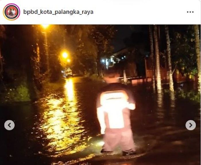 Tim TRC BPBD Kota Palangkaraya lakukan pemantauan genangan air dan banjir Minggu 2 Oktober 2022