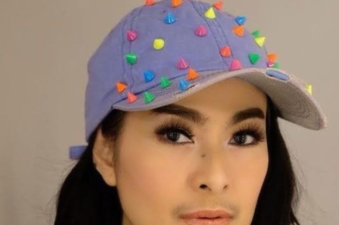 Iis Dahlia Sempat Dilarang Sang Ayah Untuk Menjadi Artis, Namun Berkat Restu Ibu Sukses Menjadi Artis Papan Atas