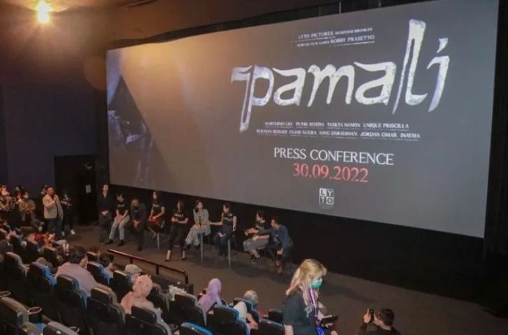 Dinas Pariwisata dan Kebudayaan Provinsi Jawa Barat mengapresiasi film 'Pamali' besutan sineas Bobby Prasetyo.