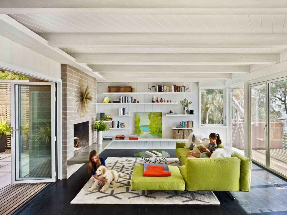 Desain dekorasi sofa hijau/Home Designing