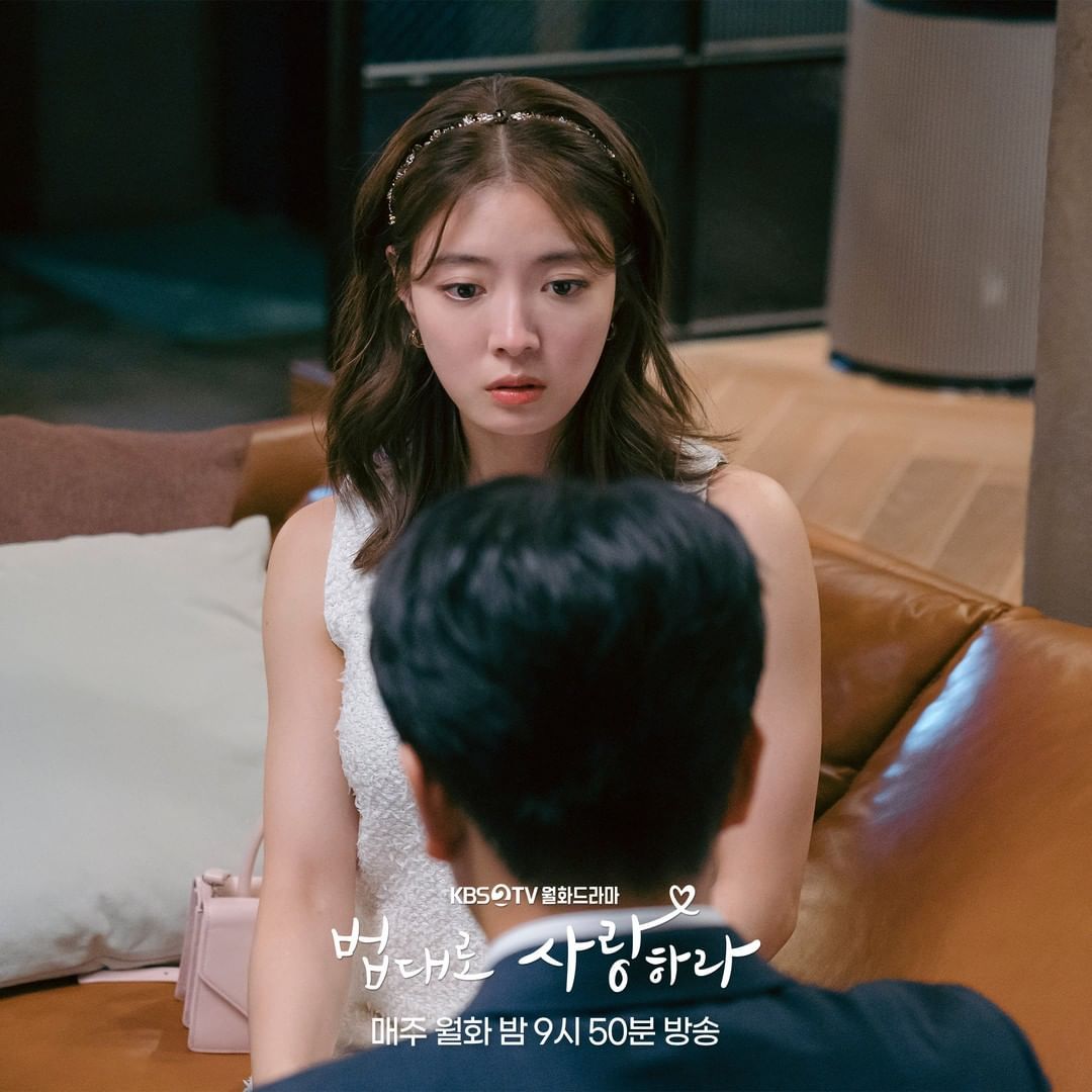 Lee Seung Gi Sebentar Lagi Melamar Lee Se Young Di Preview Drama 'The Law Cafe' Episode 14