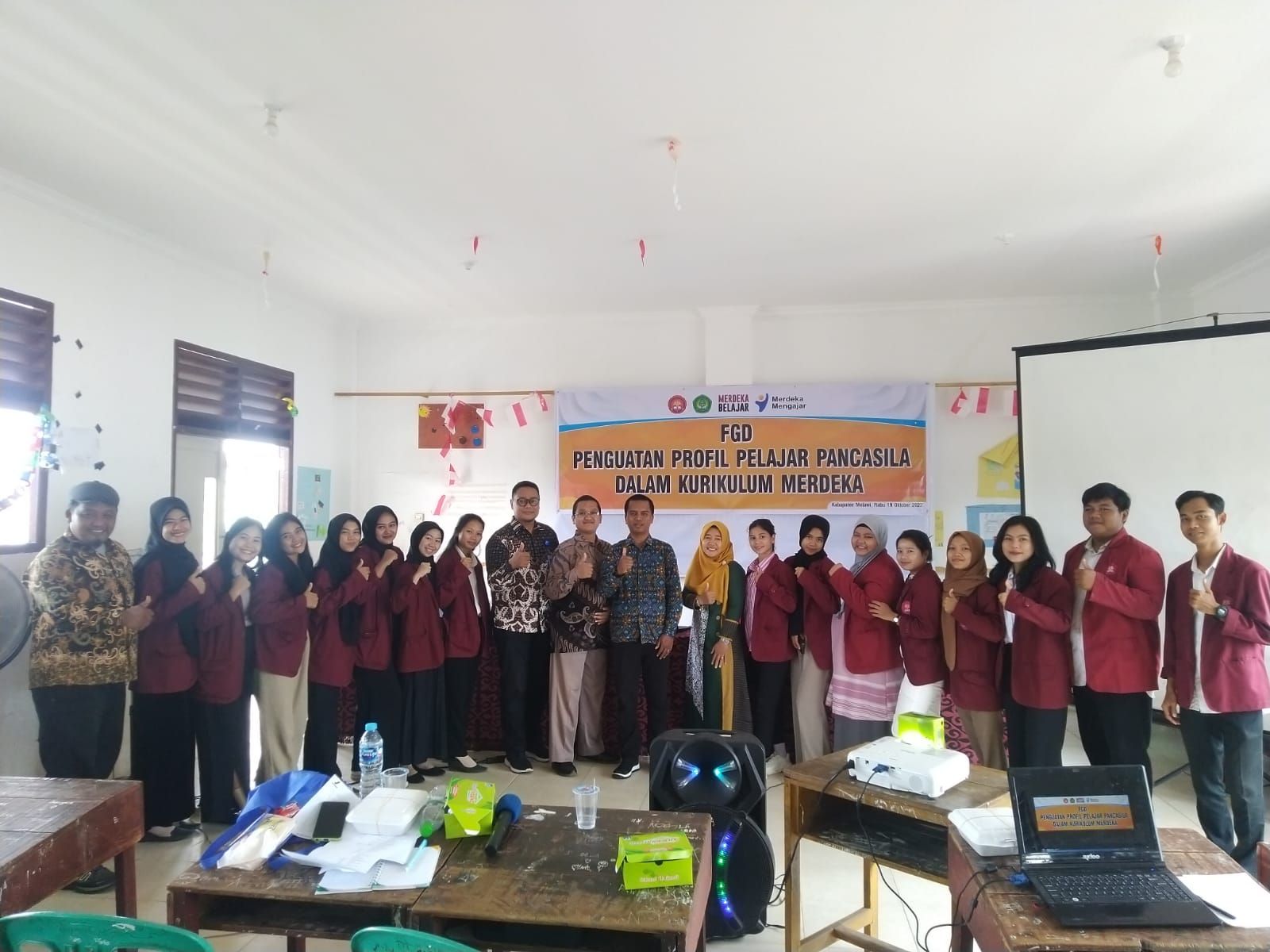 IKIP PGRI Pontianak dan STKIP Melawai adakan FGD untuk guru-guru sekolah dasar di Melawi