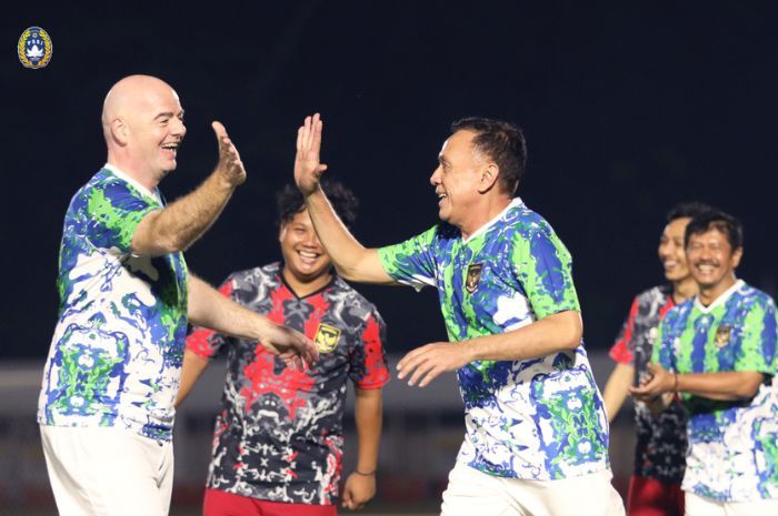 MIRIS! Kunjungan Presiden FIFA Ke Indonesia Tuai Reaksi Negatif Masyarakat, Diusir?