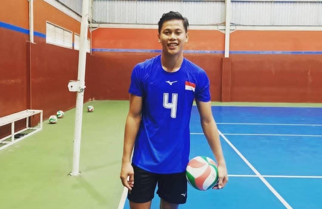 Jump Serve Bintang Saputra Memukau, Sandy Akbar Puji Outside Hitter Akademi Voli Indomaret di Livoli 2022