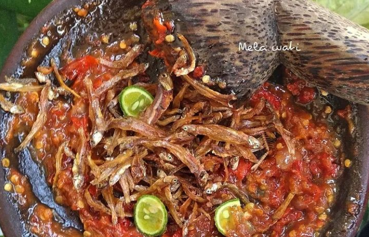 Nikmatnya Makan Siang Dengan Resep Sambal Teri Pedas Gurih Segar